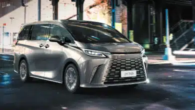 เศรษฐา รถประจำตำแหน่ง