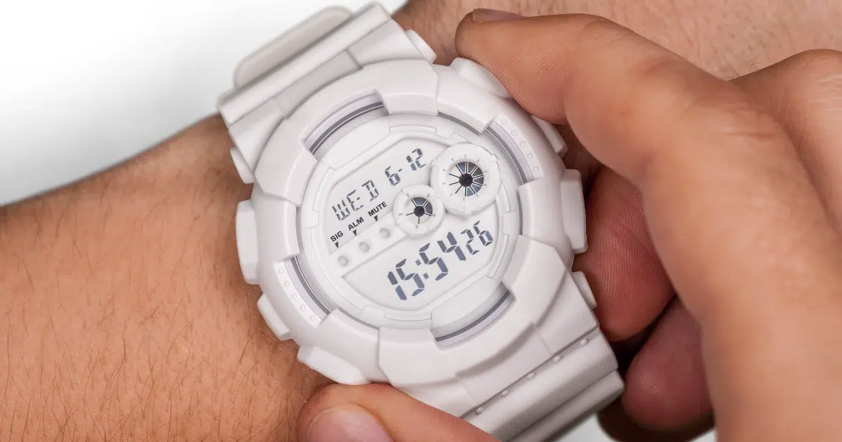 ฝันว่าได้นาฬิกาเรือนใหม่ บอกความหมาย ทำนายความฝัน ตีเลขเด็ด