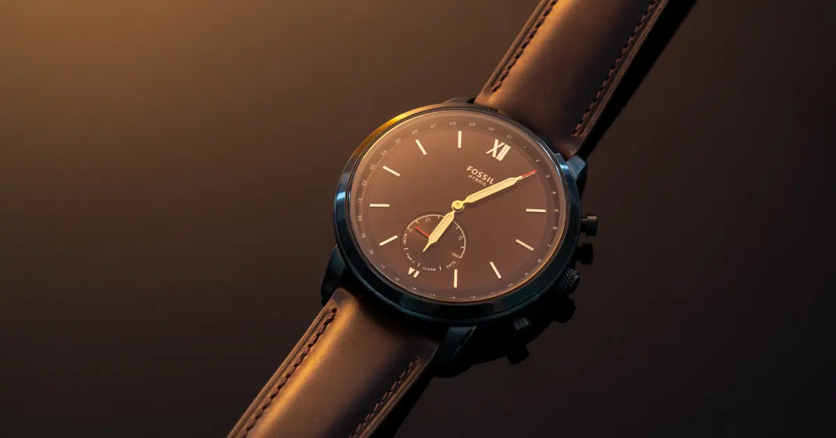 ฝันว่าได้นาฬิกาเรือนใหม่ บอกความหมาย ทำนายความฝัน ตีเลขเด็ด