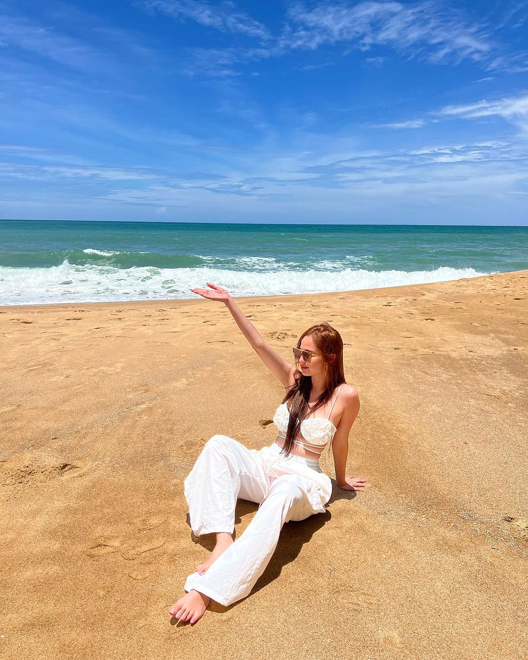 ขวัญ อุษามณี บิกินี่สีแดง