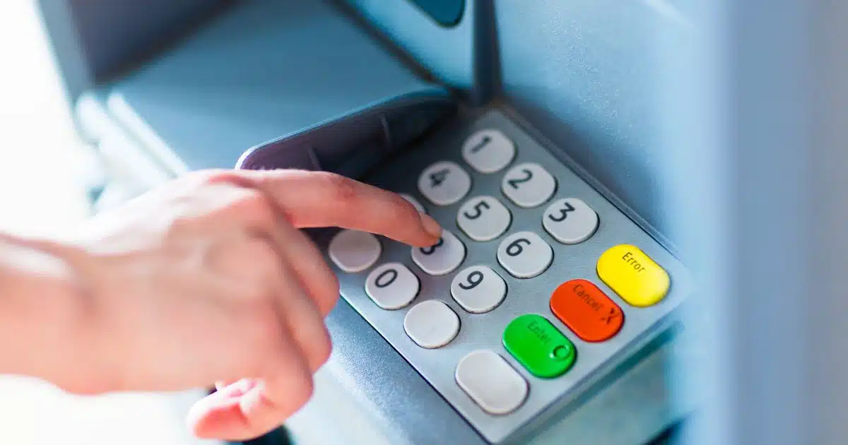 ข้อควรระวังจากการกดเงินผ่านแอปพลิเคชัน