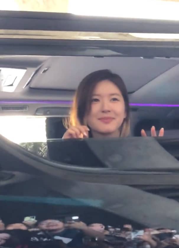 จ้าวลู่ซือ มาไทย