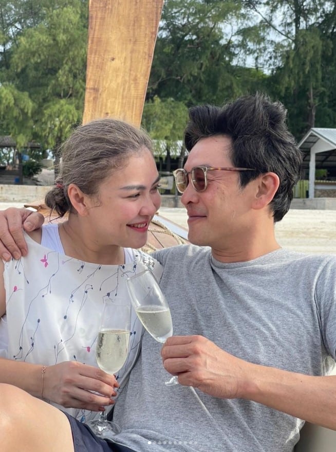 ชาคริต ภรรยา เข้าโรงพยาบาล