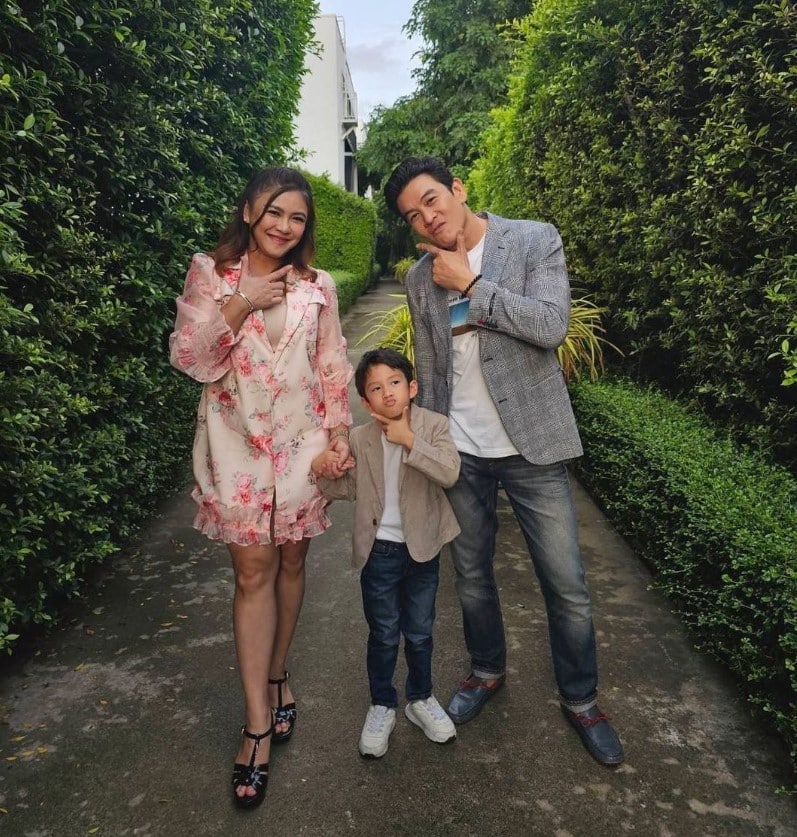 ชาคริต ภรรยา เข้าโรงพยาบาล