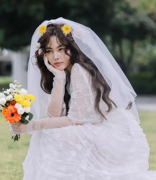 ประวัติ บิว วราภรณ์