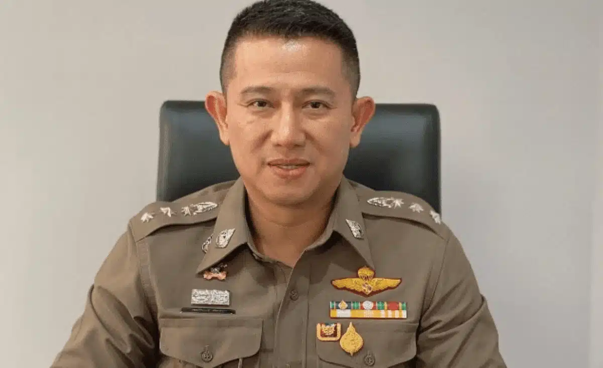 ประวัติ เขมรินทร์