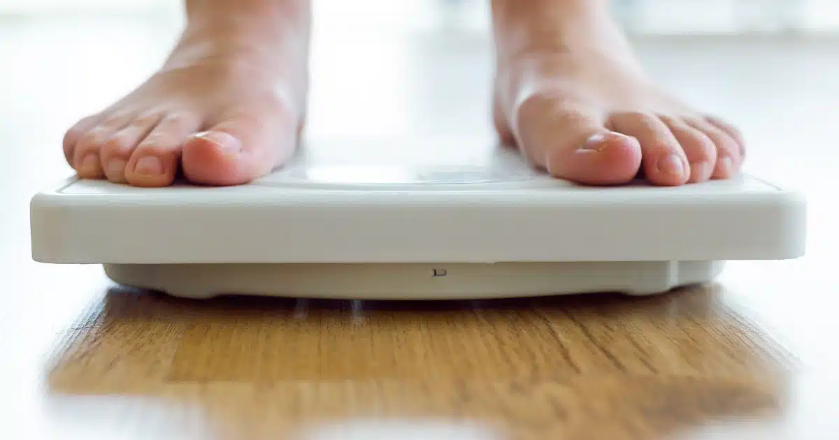 ฝันว่าชั่งน้ำหนัก ตัวเอง