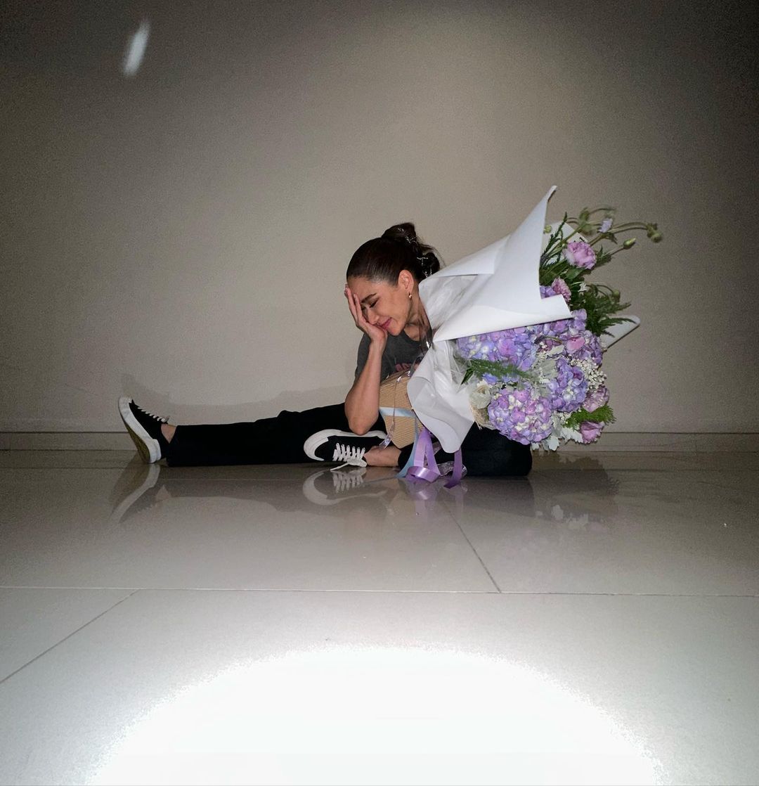 พลอย เฌอมาลย์ ตัดพ้อ