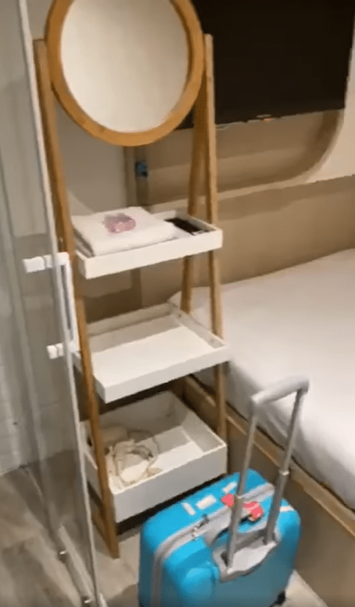 สุดอึ้ง ห้องพักย่านสุขุมวิท คืนละ 900 บาท แต่เหมือนนอนในห้องน้ำ