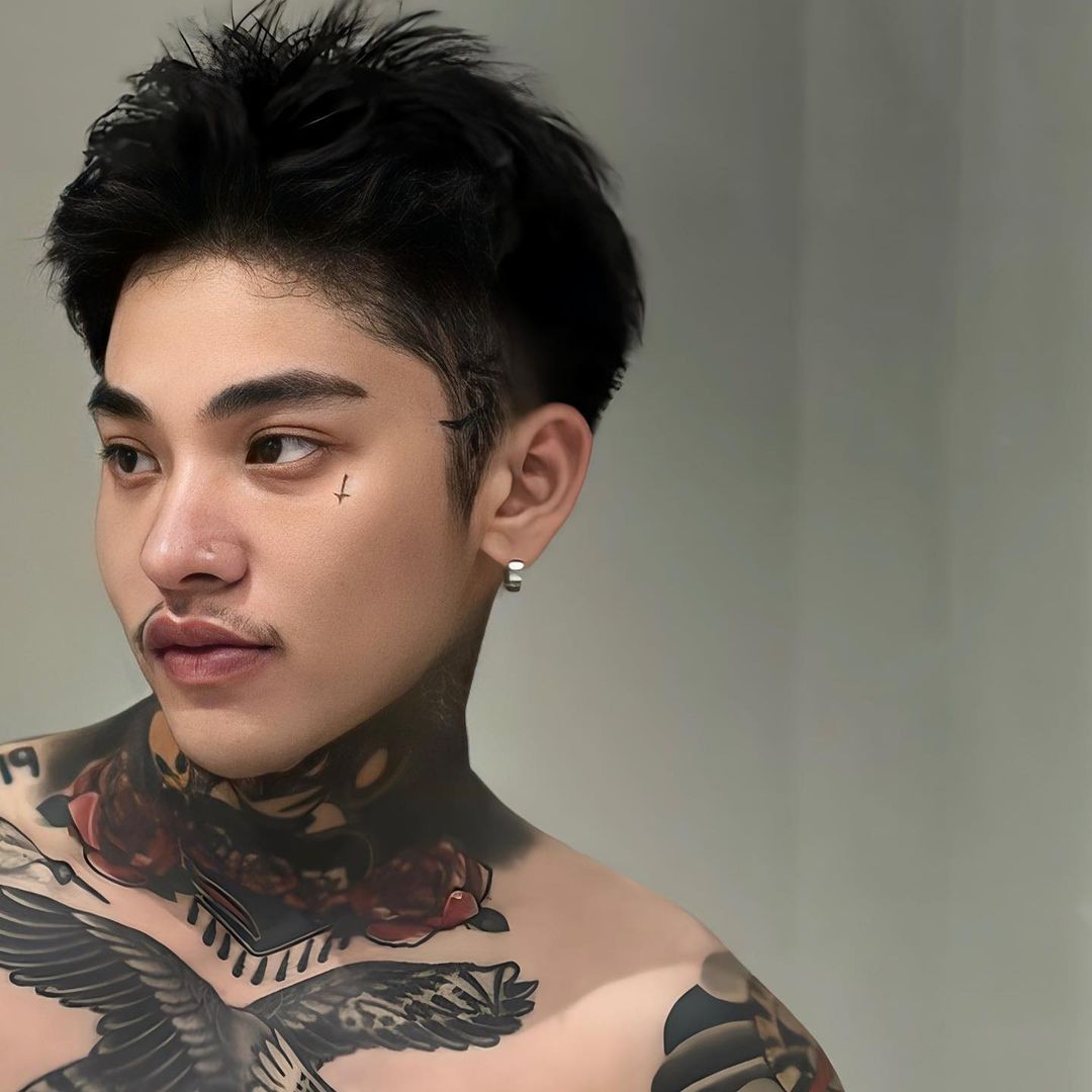 วิว โฉดเฉด ใส่ชุดราตรี อแมนด้า