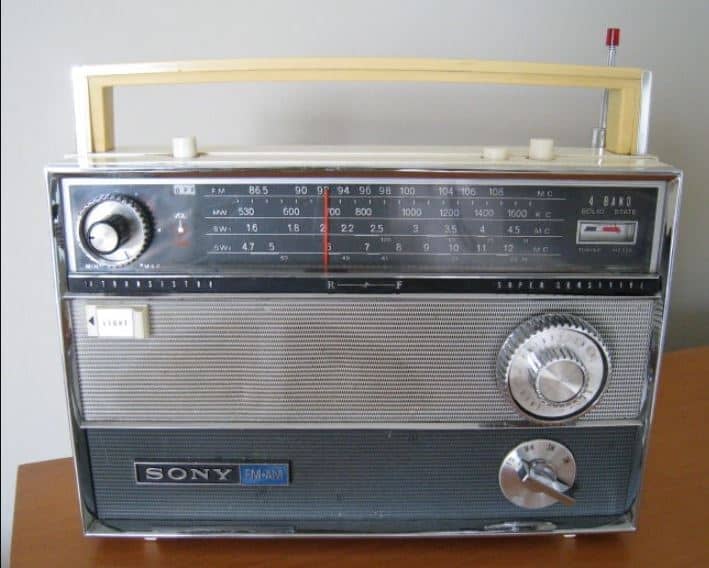 เครื่องใช้ไฟฟ้าเก่าที่สุดในบ้าน ข่าว