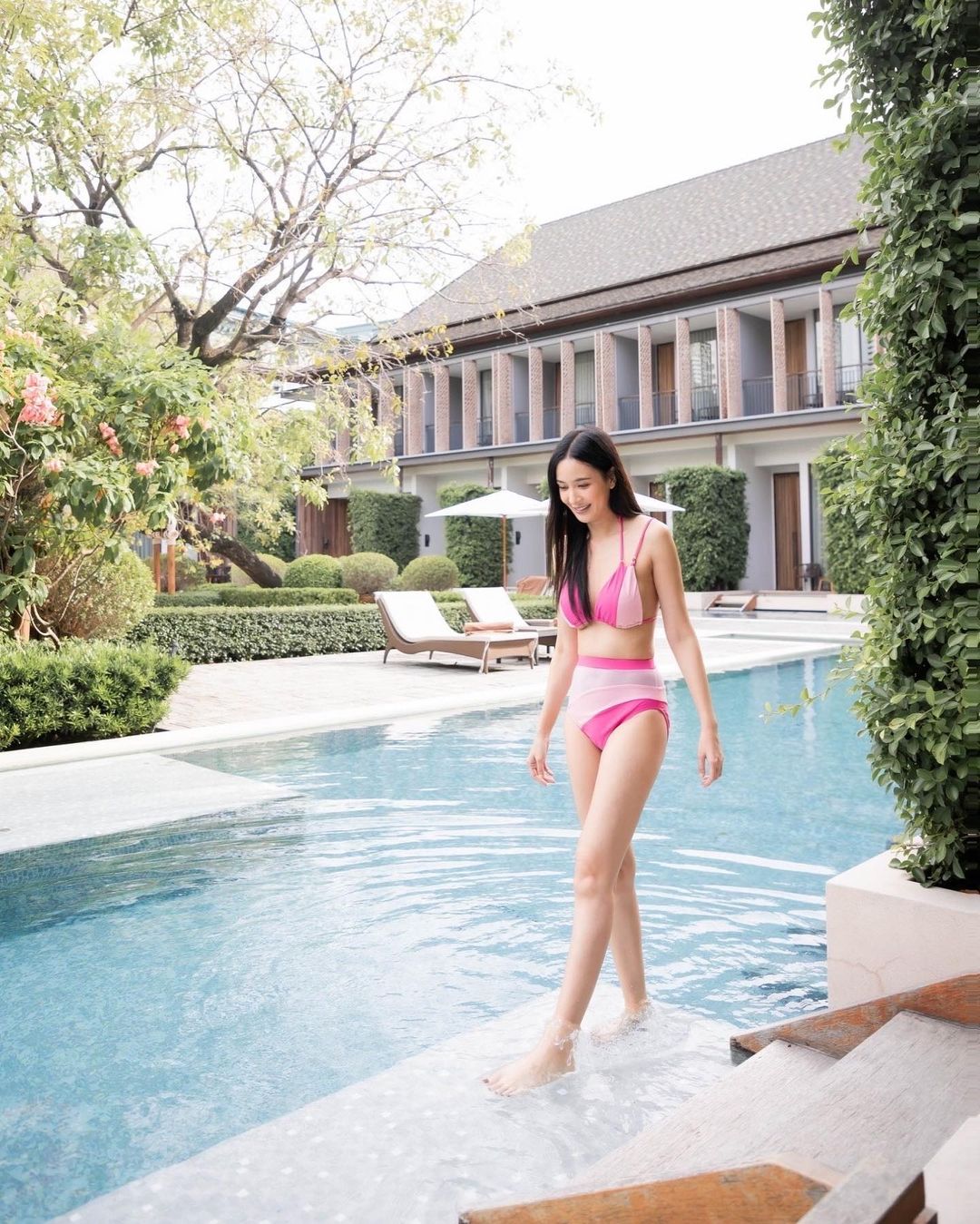 เบนซ์ ชุดว่ายน้ำ