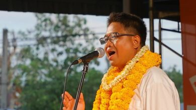 พงศธร ศรเพชรนรินทร์