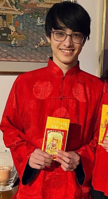 เฮนรี่ น้องชาย ญาญ่า