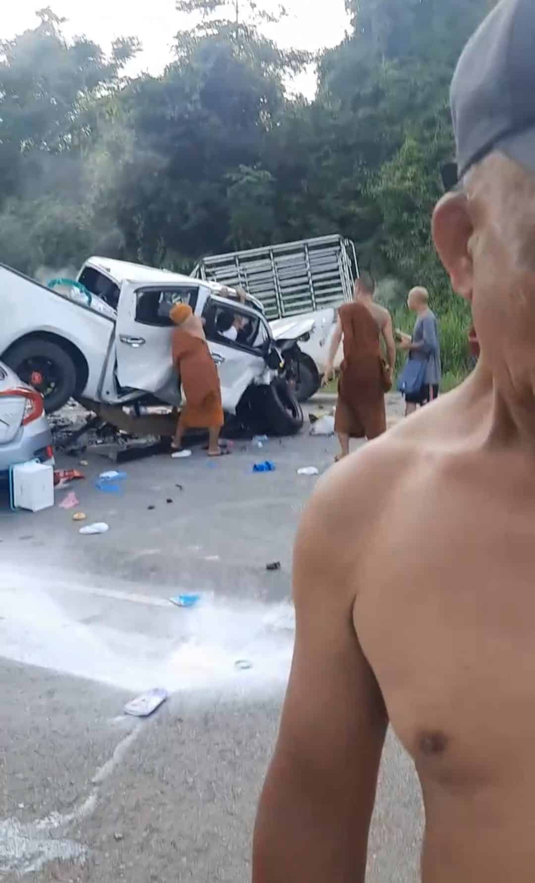 แม่ส่งลูกให้พระ ก่อนสิ้นใจ