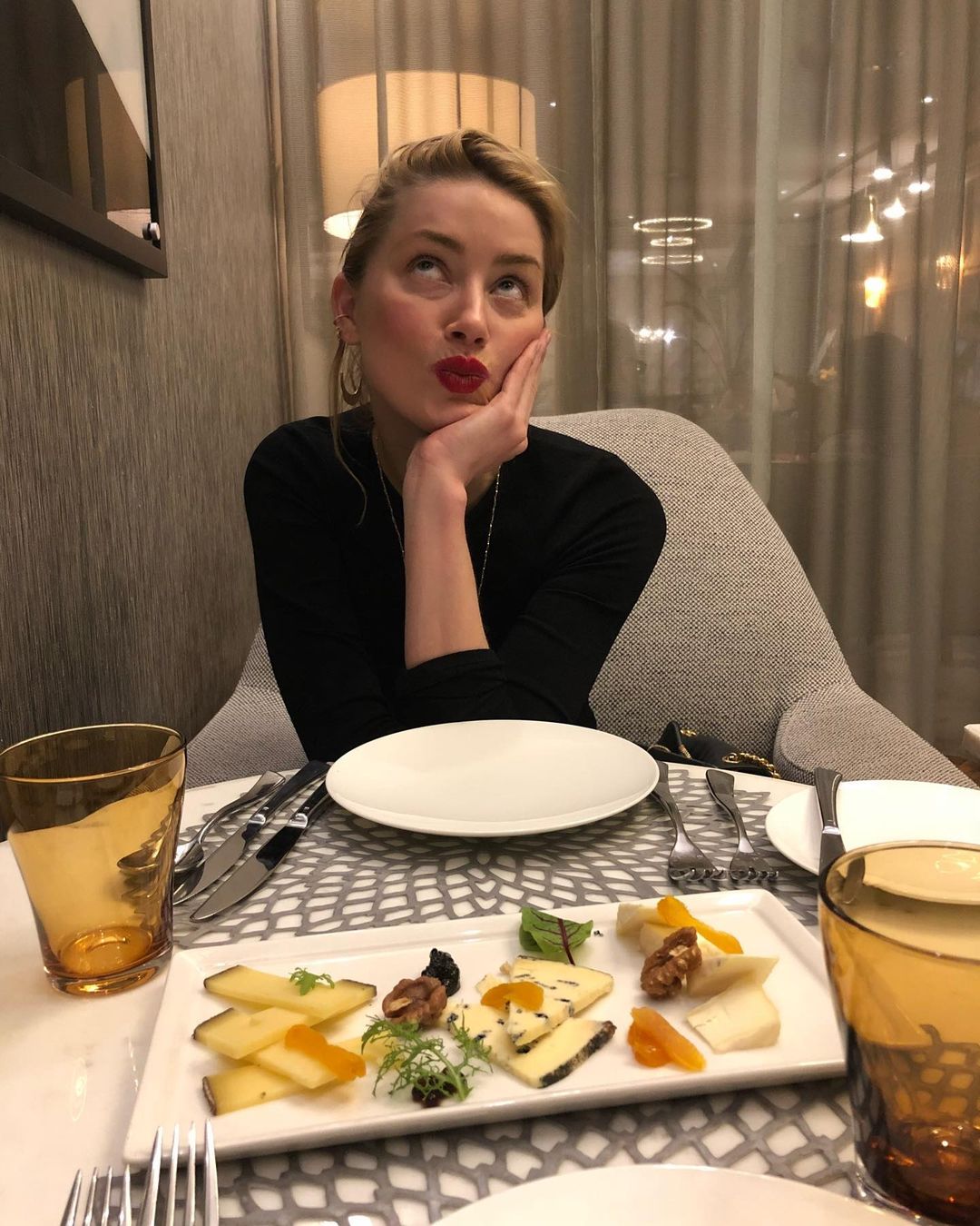 แอมเบอร์ เฮิร์ด คอสเพลย์