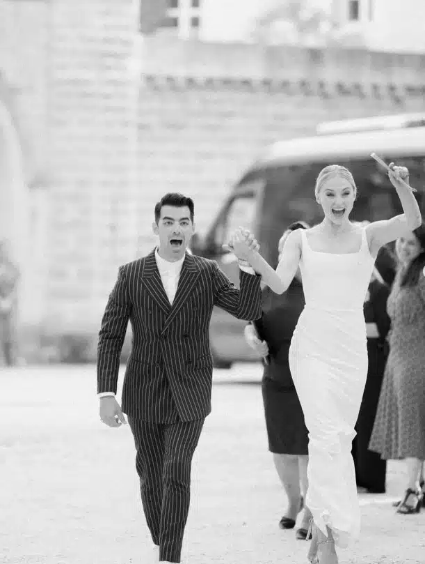 โจ โจนาส ฟ้องหย่า โซฟี