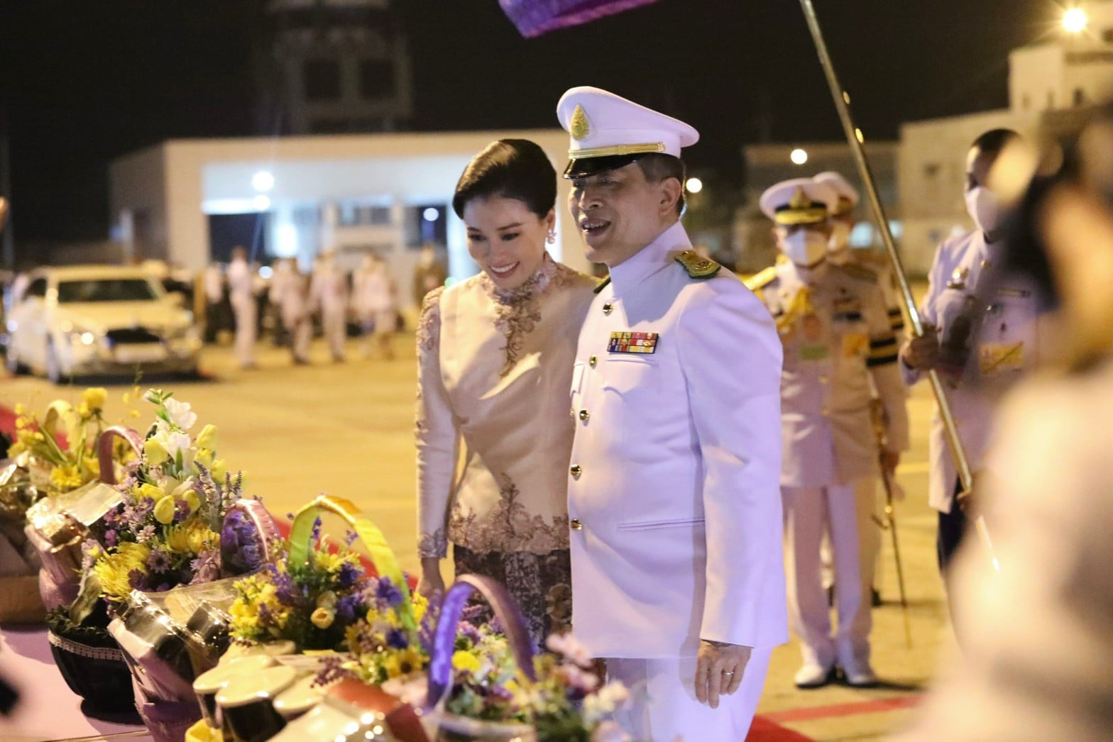 เลขนำโชค พระมหากษัตริย์และพระราชินี 1 10 66