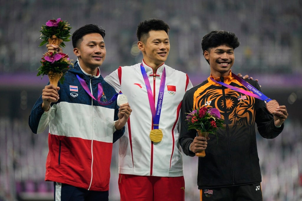 บิว ภูริพล บุญสอน และทีมชาติอื่น