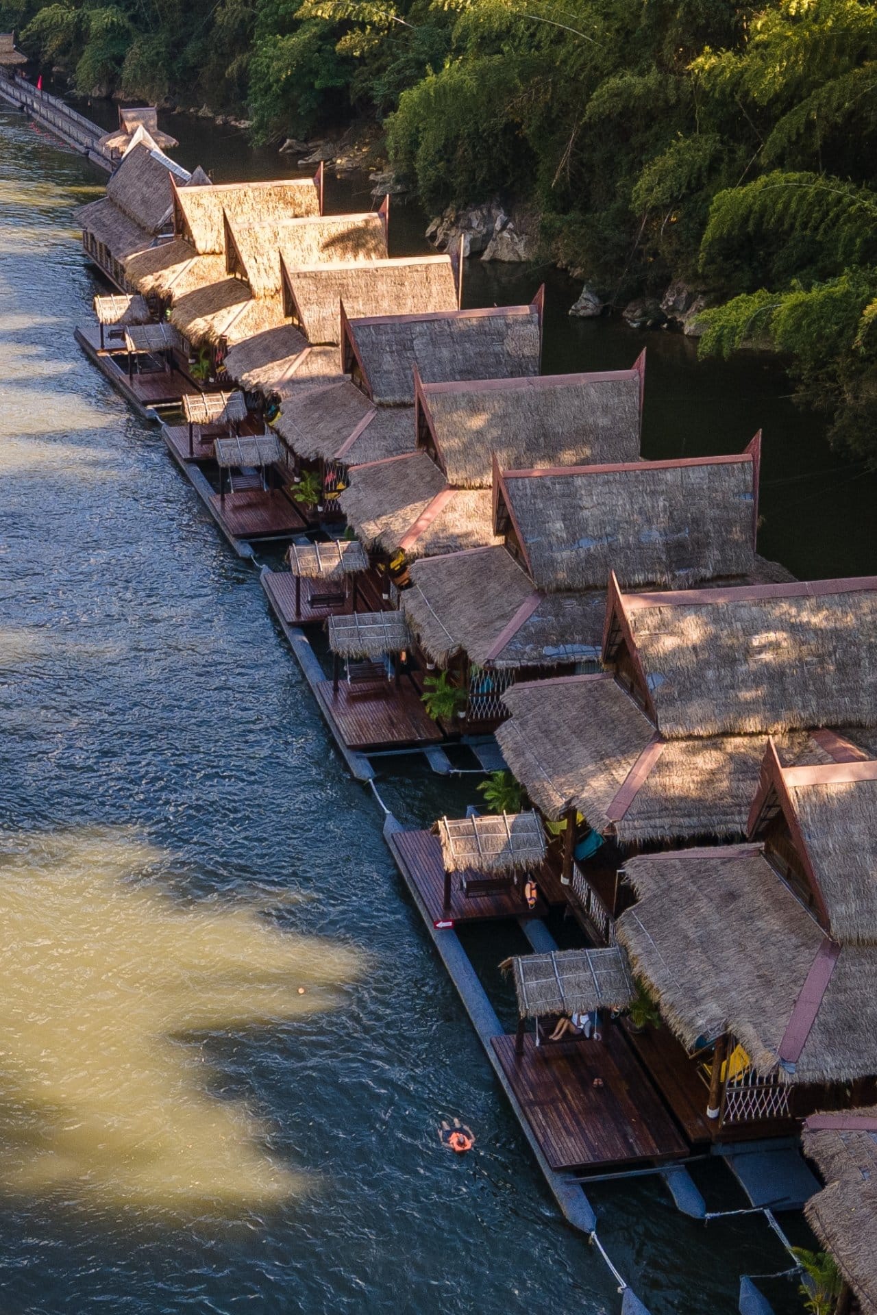 The Float House River Kwai Resort จ.กาญจนบุรี