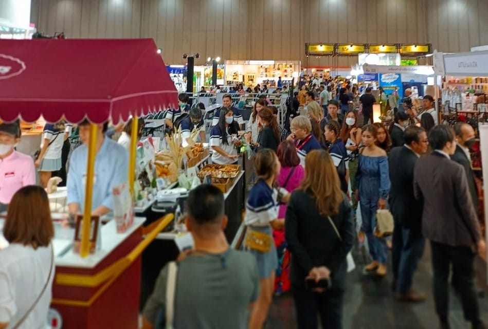 งาน ASEAN Cafe 2023 แขกรับเชิญผู้เข้าร่วมงาน