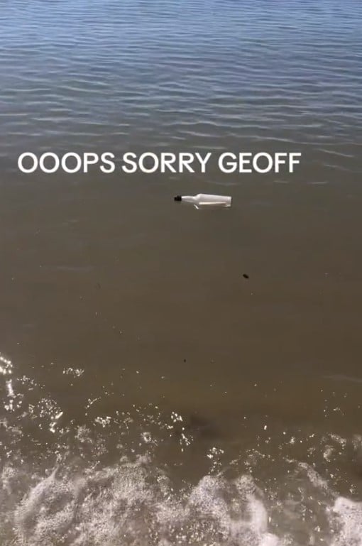 จดหมายในขวดแก้ว เถ้ากระดูก