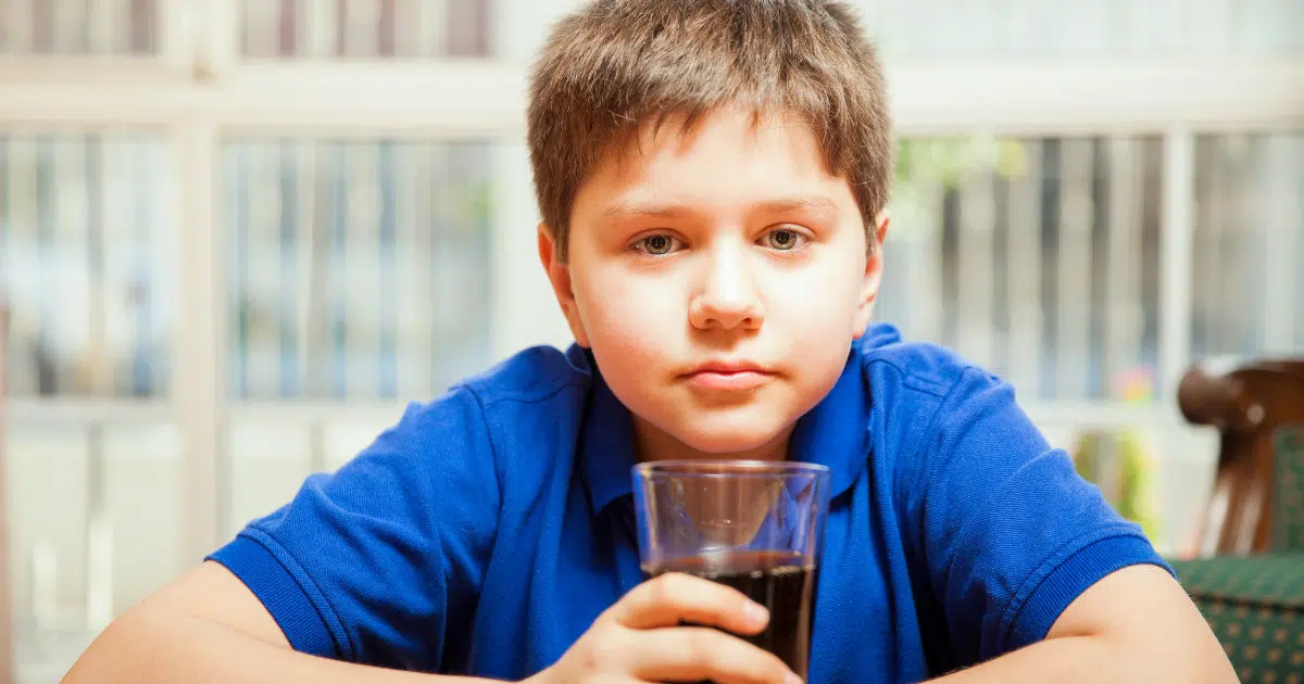 ฝันว่าดื่มน้ำอัดลม