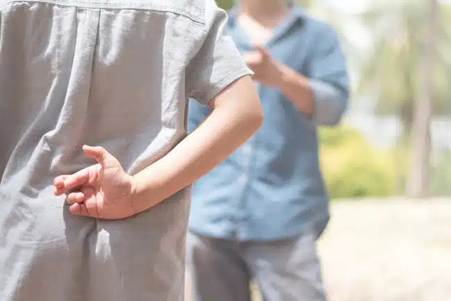 ฝันว่าเจอคนไม่จริงใจ