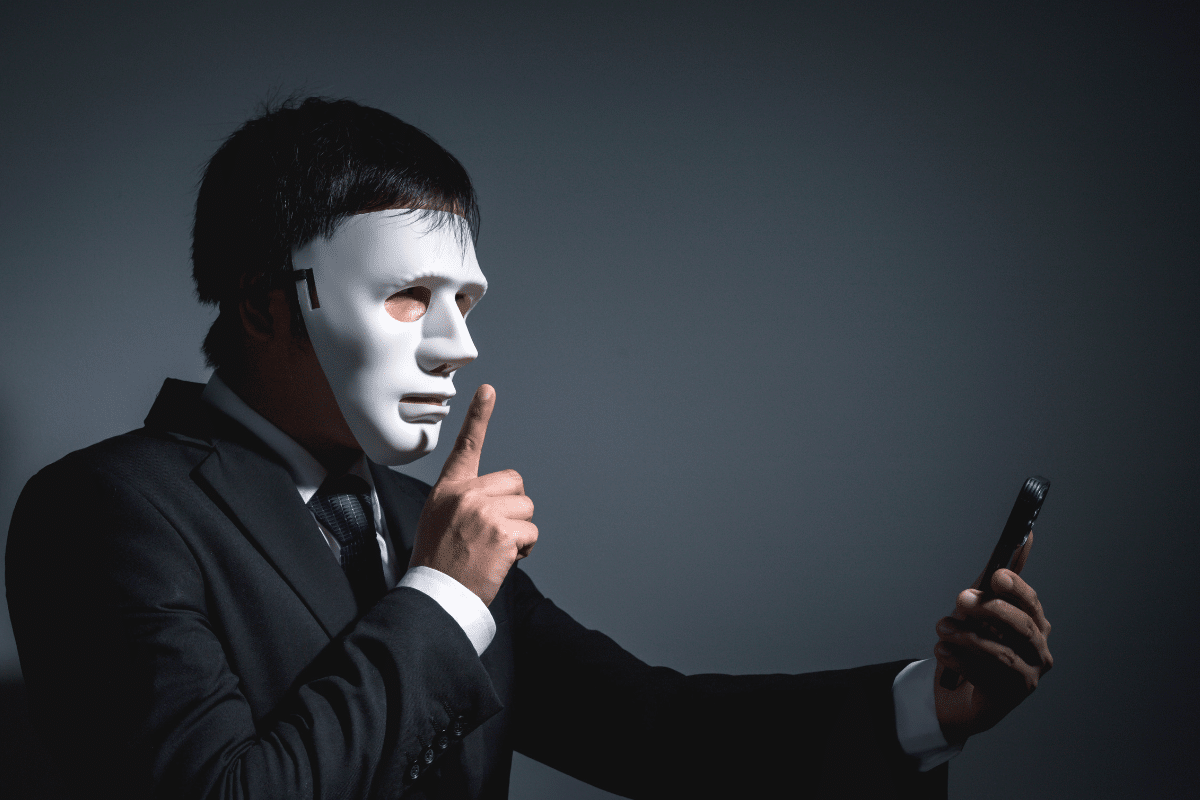 มิจฉาชีพออนไลน์