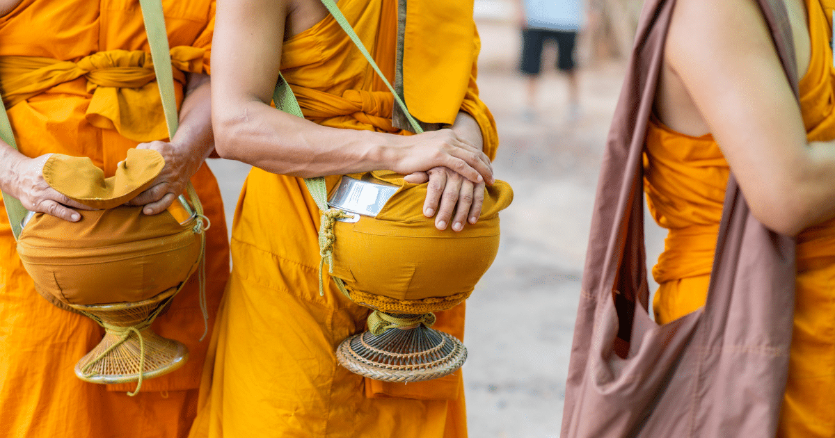 เปิดเงินเดือนพระสงฆ์ &quot;อัตรานิตยภัต&quot;