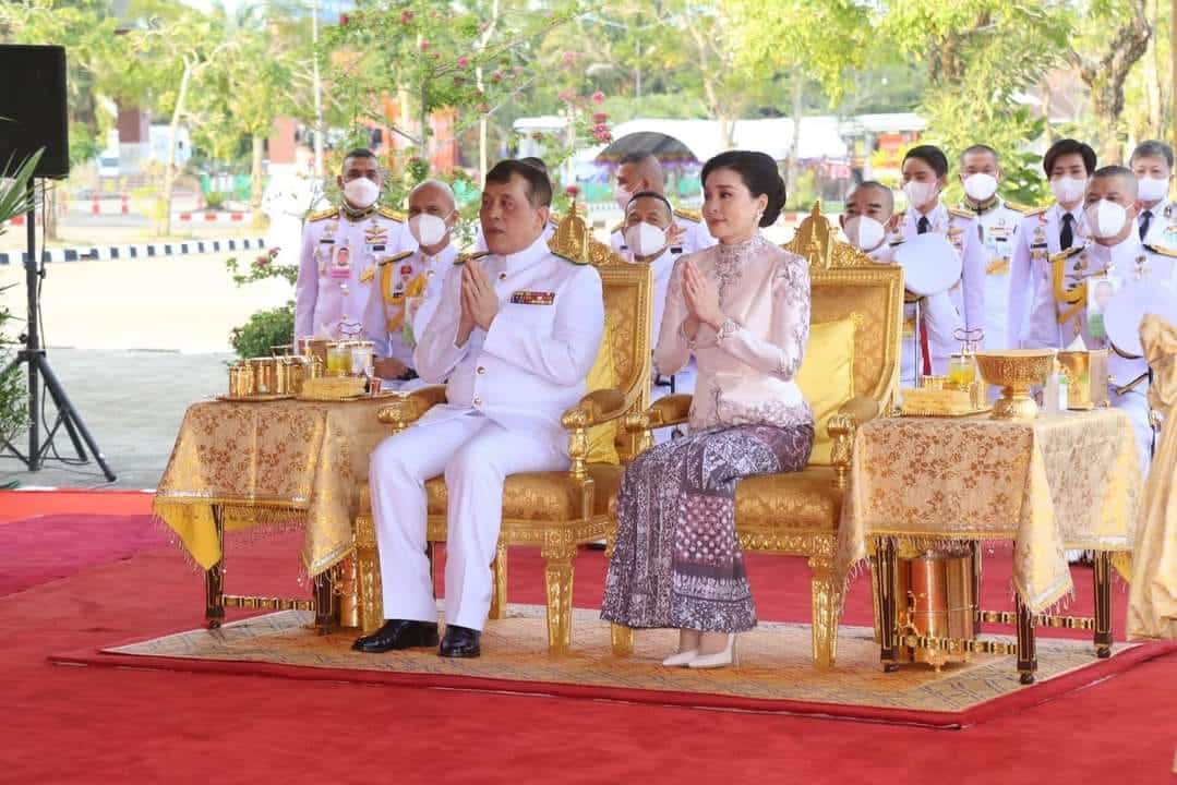 ป้ายทะเบียนรถพระราชทานไปนราธิวาส