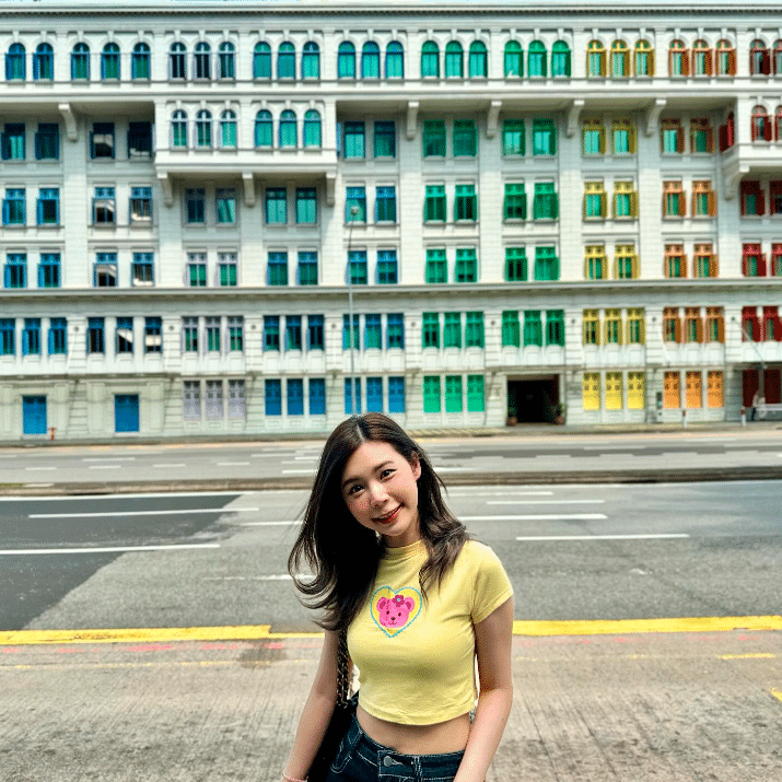 'แป้ง Zbing z.' ยูทูบเบอร์สาวไทย