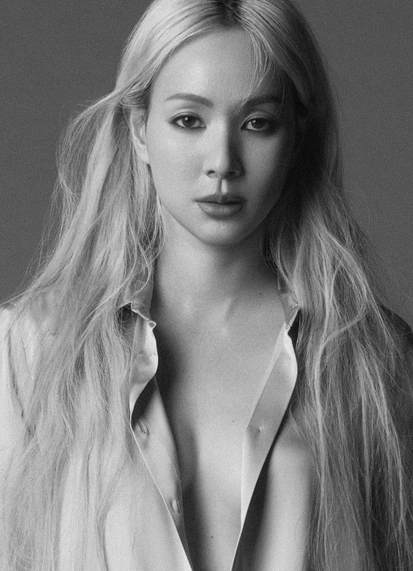 โฟร์ ศกลรัตน์ สวมชุดวันเกิด เทียน