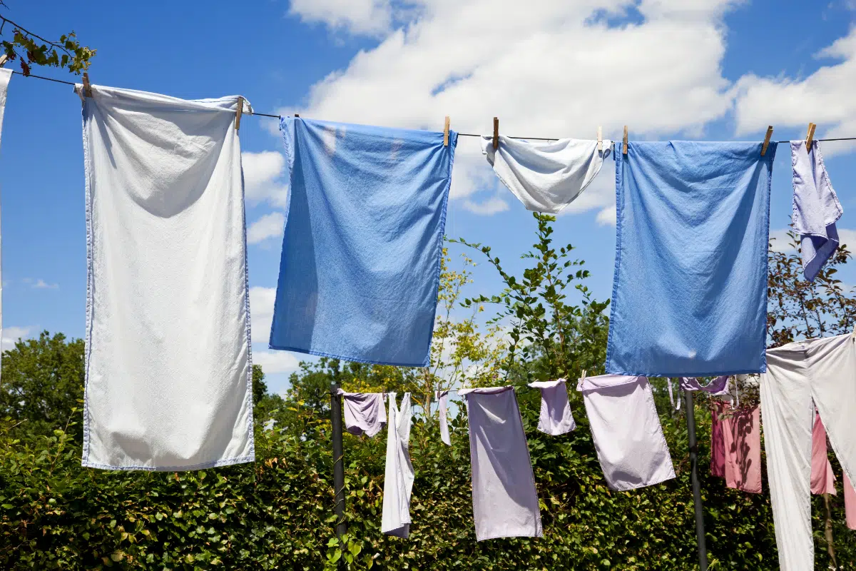 ตากผ้าให้ไม่ยับ