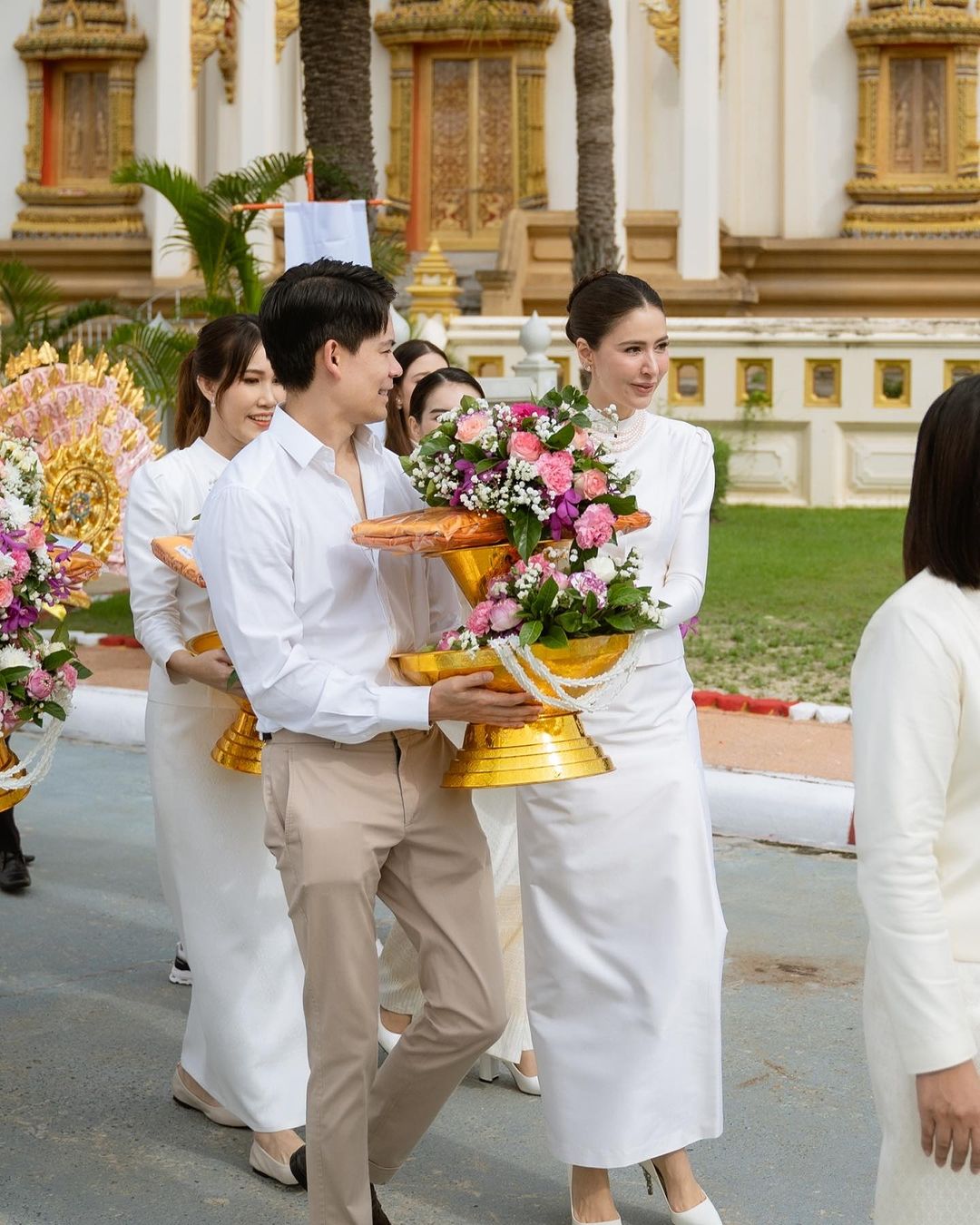 ศรีริต้า กรณ์ เจ้าภาพกฐิน