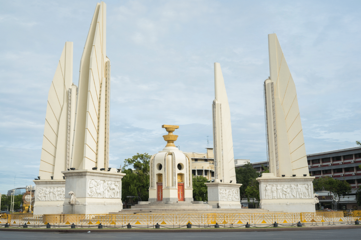 การปกครองระบอบประชาธิปไตย รัฐธรรมนูญ