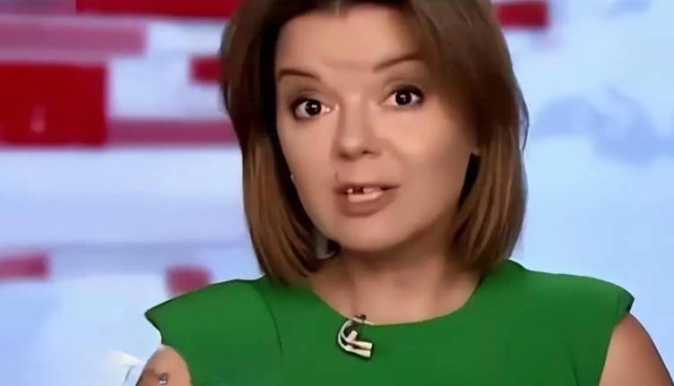 นักข่าวยูเครนฟันหลุด