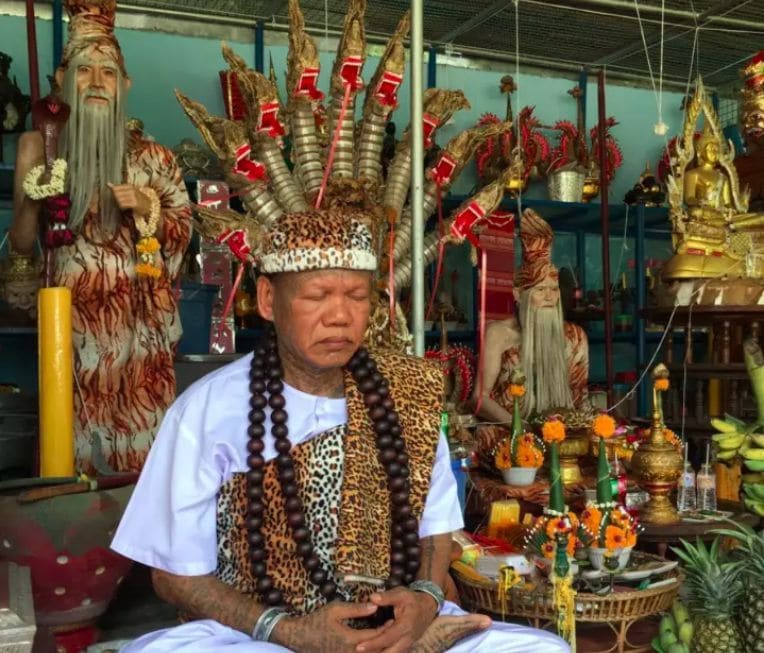 ประวัติ "เณรแอ" จอมขมังเวทย์