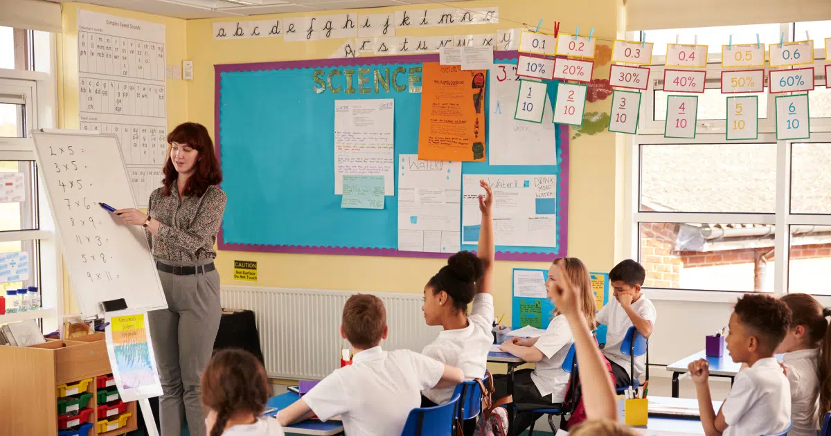 ฝันว่าไปโรงเรียน