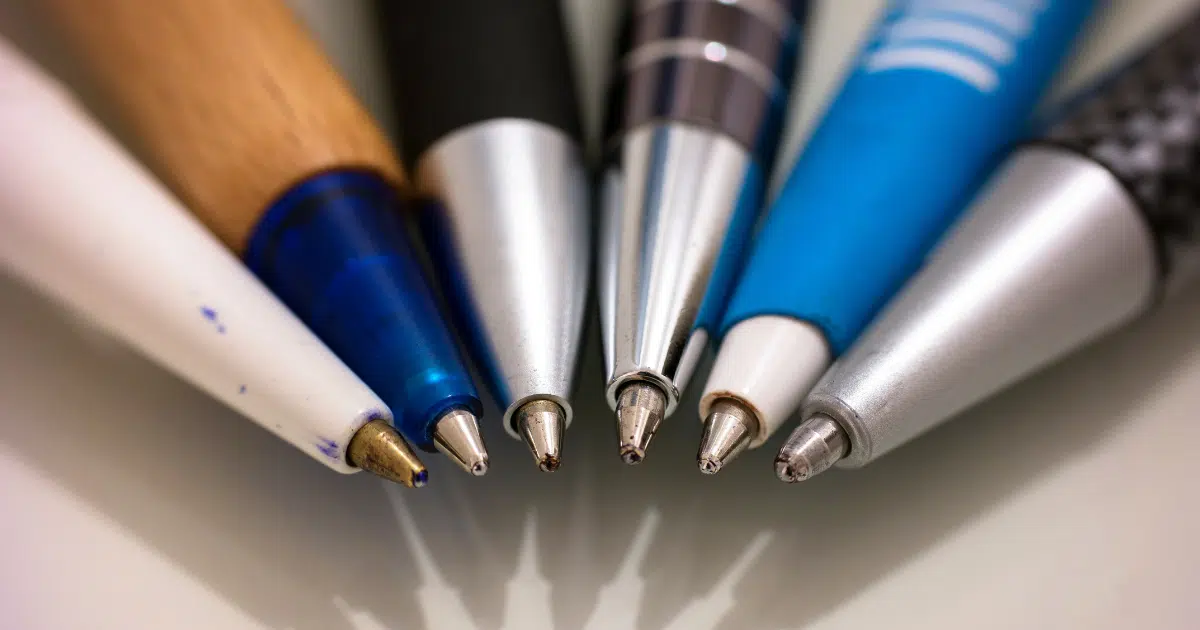 พกปืนปากกาซัลโว ผิดกฎหมายไหม 2566