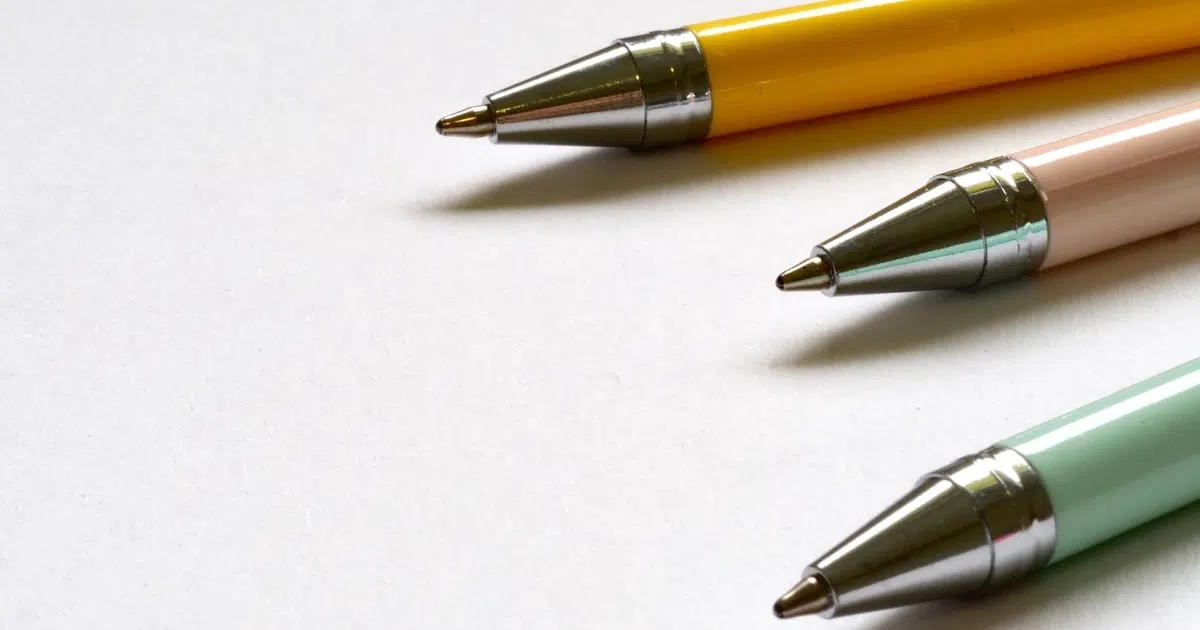 พกปืนปากกาซัลโว ผิดกฎหมายไหม โทษปรับ