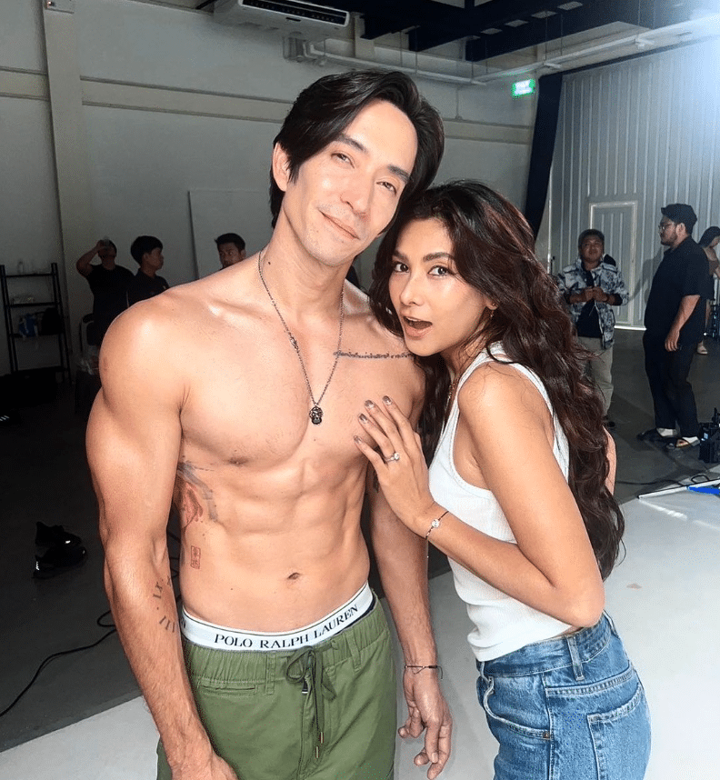 ภาพคู่นุ่น รมิดา และหลุยส์ สก๊อตต์
