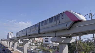 รถไฟฟ้าสายสีชมพู