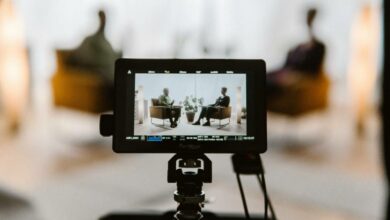 นิด้าโพล สื่อไทย