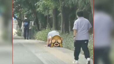 หนุ่มสาวจีน โชว์เลิฟซีนริมถนน