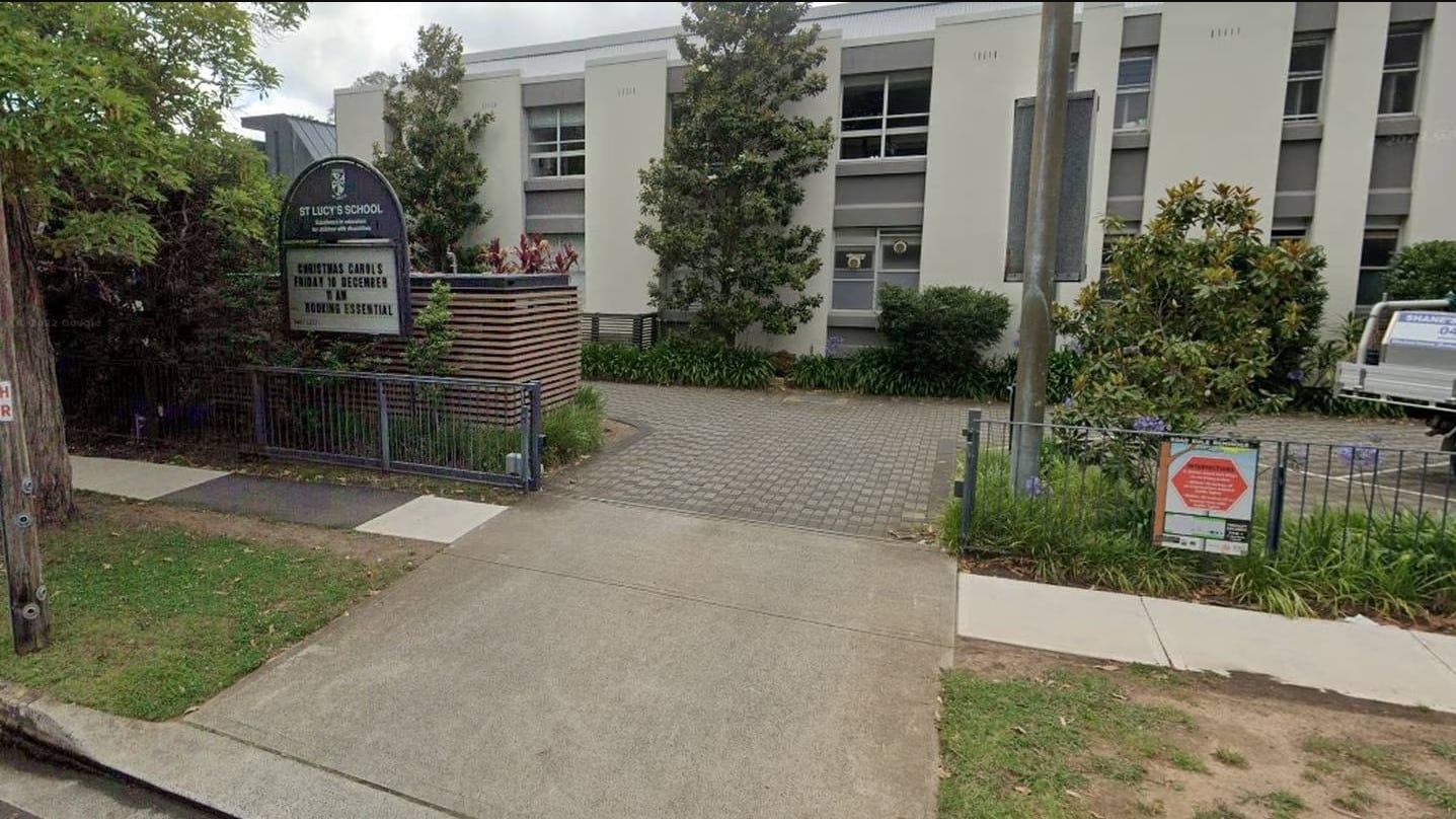 เด็กพิการถูกลิฟต์ทับที่โรงเรียน