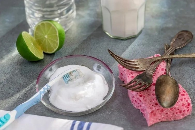 เบกกิ้งโซดาแก้เคสเหลือง