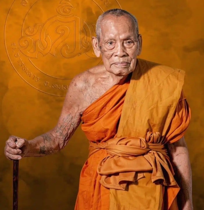 เลขเด็ดหลวงพ่อพัฒน์ อายุมงคล ทะเบียนรถเคลื่อนร่าง วันมรณภาพ