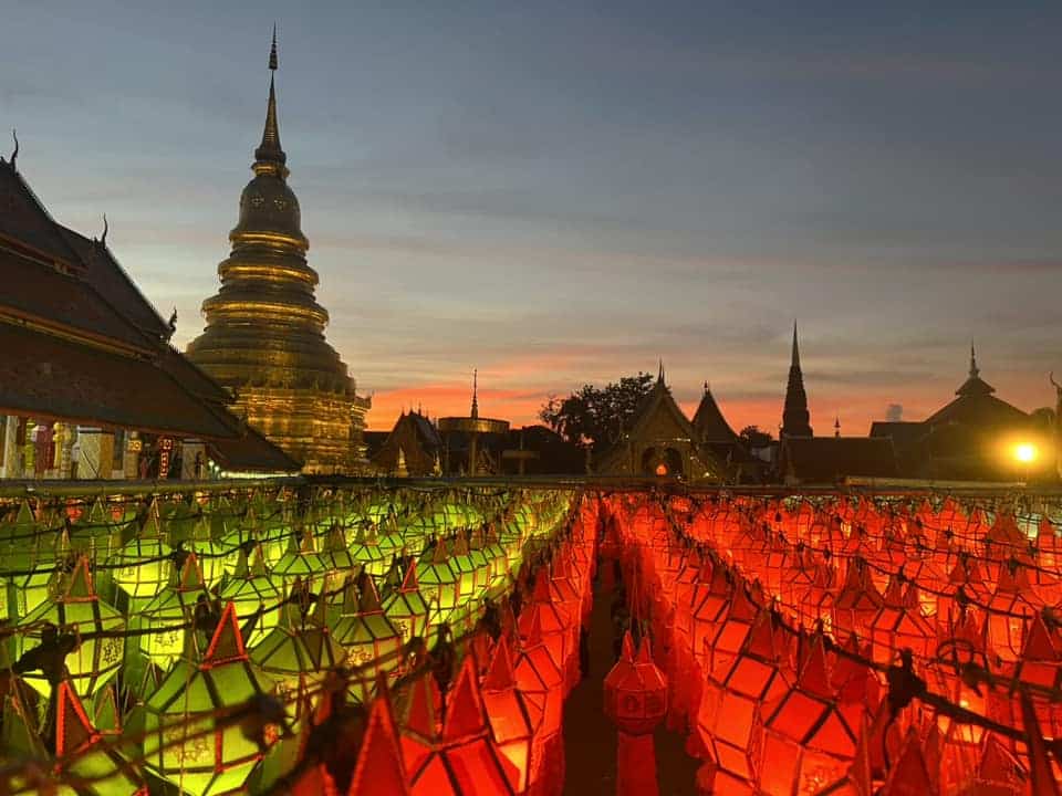 โคมแสนดวง จ.ลำพูน ประจำปี 2566