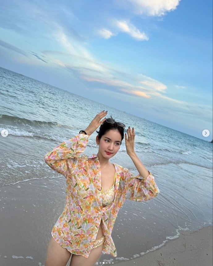 โบว์ เมลดา เที่ยวทะเล